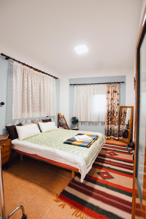 Bb Traditional Apartment Gjirokaster Exterior photo