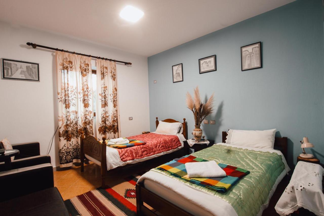 Bb Traditional Apartment Gjirokaster Exterior photo