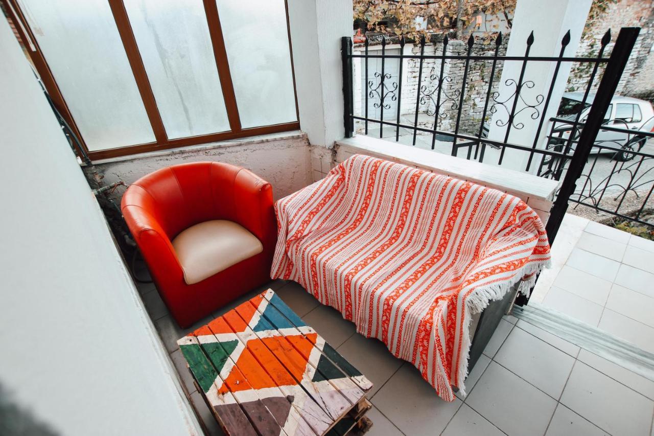 Bb Traditional Apartment Gjirokaster Exterior photo
